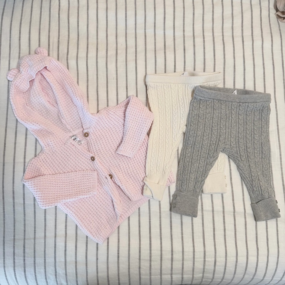 GAP‎ Baby White Knit Hoodie and Pants Set